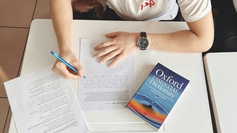 Dil Öğrenmenin Yeni Adresi: Ümraniye İngilizce Kursu ile Hızla İlerleyin!