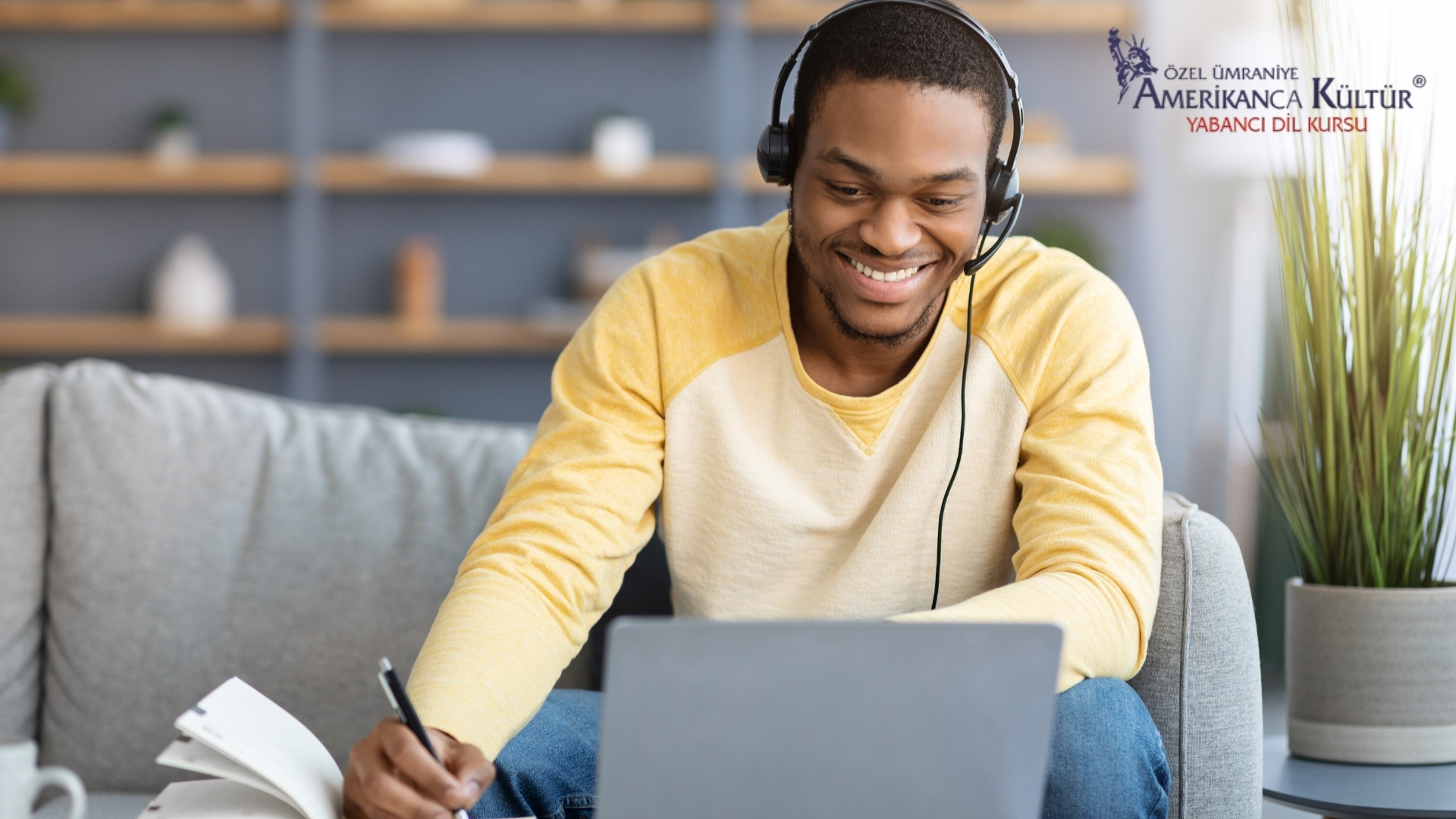 Ümraniye’de Online Dil Eğitimi – Esnek Programlarla Öğrenin