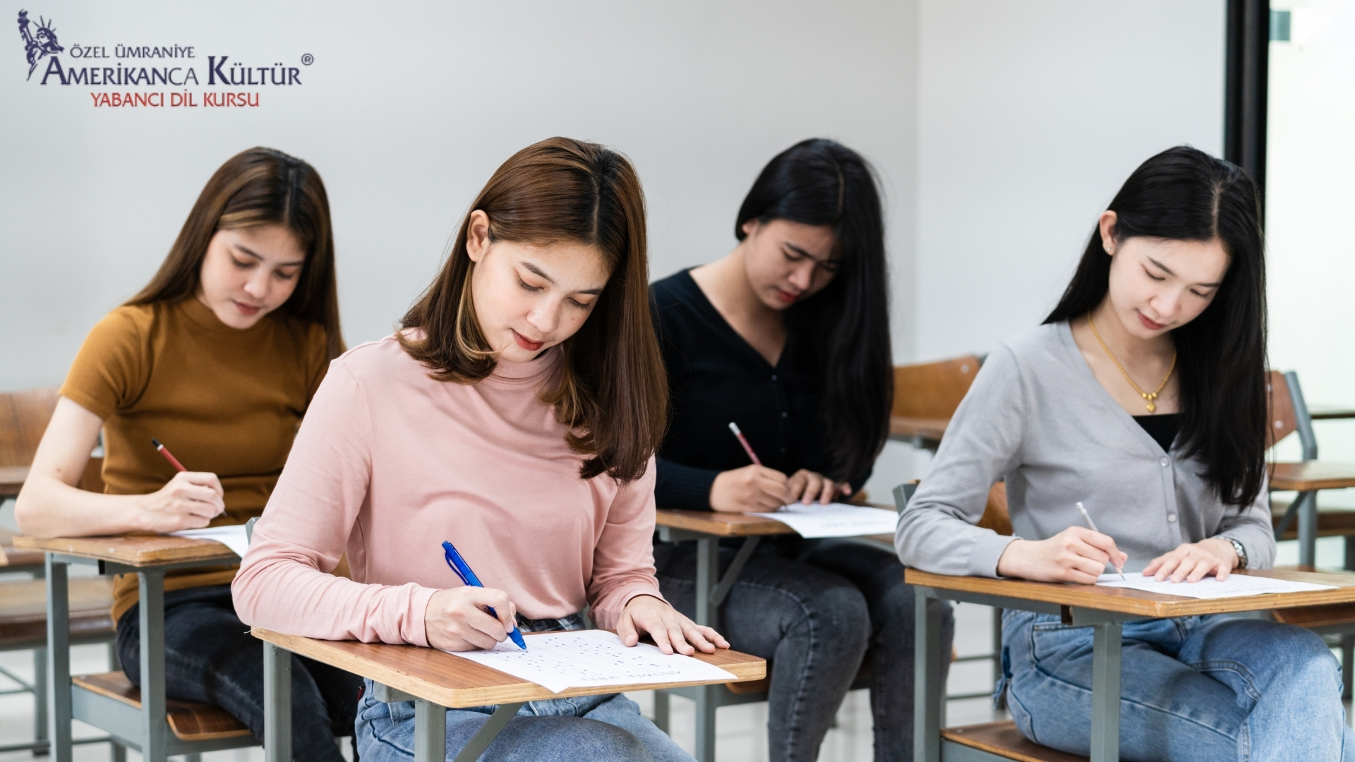 Ümraniye Sınav İngilizcesi Kursları ile Başarı Stratejisi